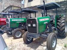 Bull Power 585 Tractor Green Durable Farm Machine