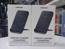 Samsung Wireless Charger Convertible Detachable Design
