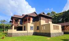 4 Bed House with En Suite in Runda