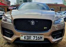 Jaguar F pace R-sport