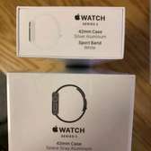 Apple watch  series 3 42mm