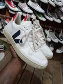 Veja ,size UK 7 EUR 40