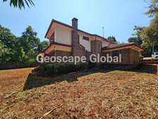 5 Bed House with En Suite in Runda
