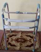 WALKING FRAME