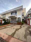 4 Bed Townhouse with En Suite in Parklands