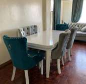 6-seater chester dining table