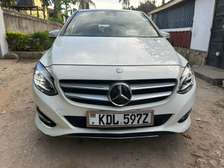 MERCEDES BENZ C180