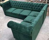 VERSATILE SECTIONAL CHESTERFIELD 6 SEATER SOFA