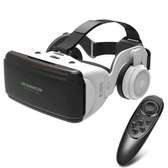 Vr box with headphone and remote