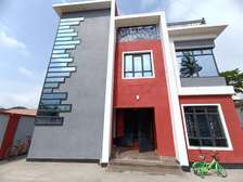4-bedroom townhouse shared compound