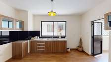 Executive 3 Bedroom Apartment All en-suite + dsq for Rent