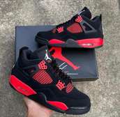 Jordan 4 thunder