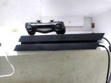 Ex uk Chipped playstation 4 plus 10 free games