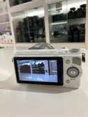 Sony Alpha NEX-5R Mirrorless Camera -16-50mm lens