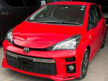 Toyota vitz  G,S