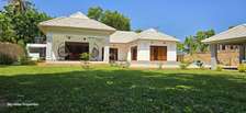 3 Bed Villa with En Suite at La-Marina