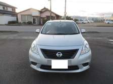 2014 NISSAN LATIO DBA-N17