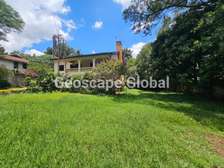5 Bed House with En Suite in Nyari