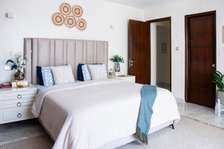 4 Bed Apartment with En Suite in Parklands