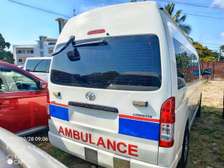 Hiace ambulance 9L 2016