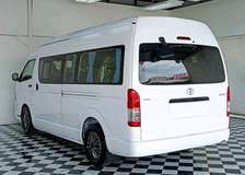 Toyota Hiace 9l