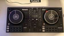 NUMARK MIXTRACK PRO FX DJ Controller