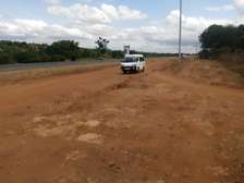 Thika Garissa road tarmac plots
