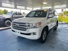 AUTO WINDOW TINTING SERVICES