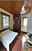 Lavishly furnished 3bedroomed guesthouse, all ensuite