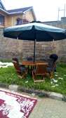 Umbrella with 6 chairs with cushions