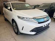 Toyota harrier premium grade