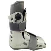 Air select Short small fracture boot