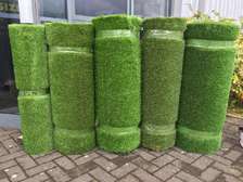 Straight artificial grass carpet