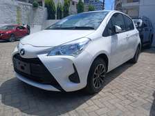 Toyota Vitz 1000cc white