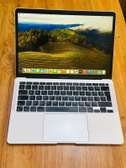 Apple MacBook Air 13.3-M1