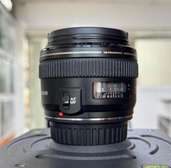 Canon EF 28mm f/1.8 USM Lens