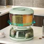 Cereals dispensers Partitioned cereals dispensers
