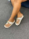 White quality sandals for ladies
