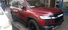 TOYOTA LAND CRUISER V8