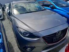 Mazda axela hatchback diesel sunroof 2016
