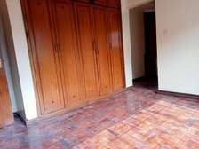 4 Bed House with En Suite in Runda