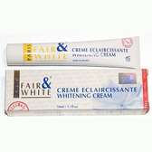 Fashion Fair & White Lightening Eclaircissante Cream