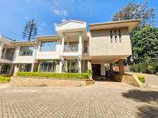 5 Bed House with En Suite in Spring Valley