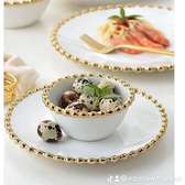 The 30pcs Nordic classy dinner set with gold rim.