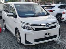 Toyota Voxy 2018