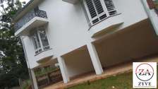 5 Bed Townhouse with En Suite at Rosslyn Lone Tree Estate