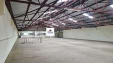 12,000 ft² Warehouse with Fibre Internet in Industrial Area