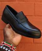 Quality laceless official shoes
