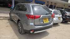 MITSUBISH OUTLANDER 2015MODEL 7 SEATER