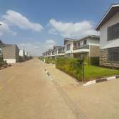 4 Bed House with En Suite at Komrade